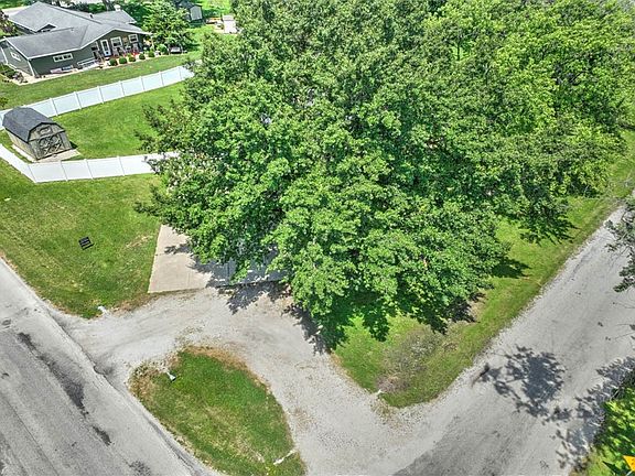 3rd image of 4272 E Maynor St