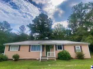 1218 Green Meadow Rd, Cheraw, SC 29520