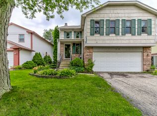 1336 Caribou Trl, Carol Stream, IL 60188