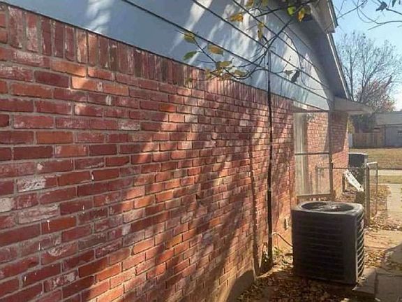 4th image of 426 Beals Pl