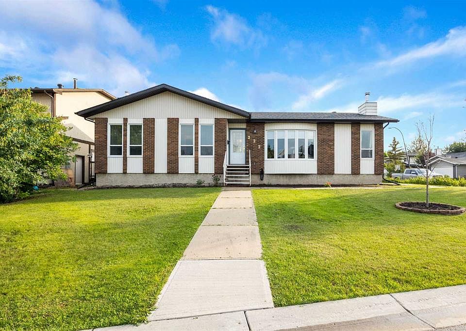1st image of 222 S Berens Pl