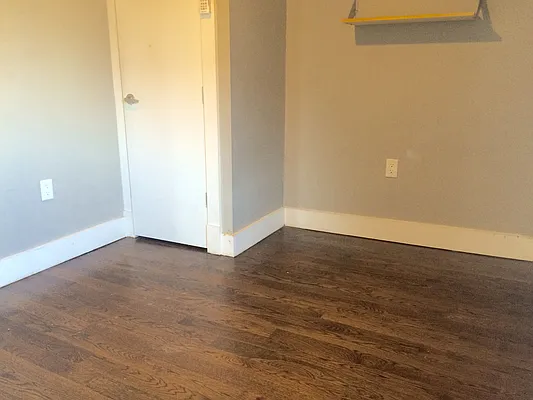 Rented by Premier Metro Realty Corp | media 3