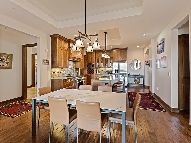 363 SW Bluff Dr #102 — Photo 16