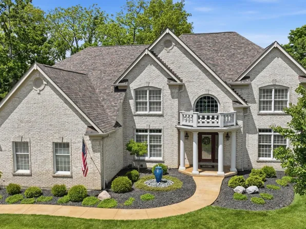1004 River Forest Dr, Maineville, OH 45039