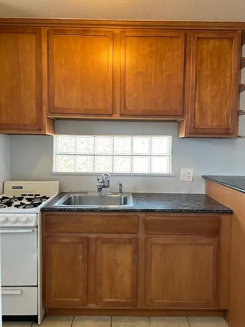 4561 W 38th Ave — Photo 3