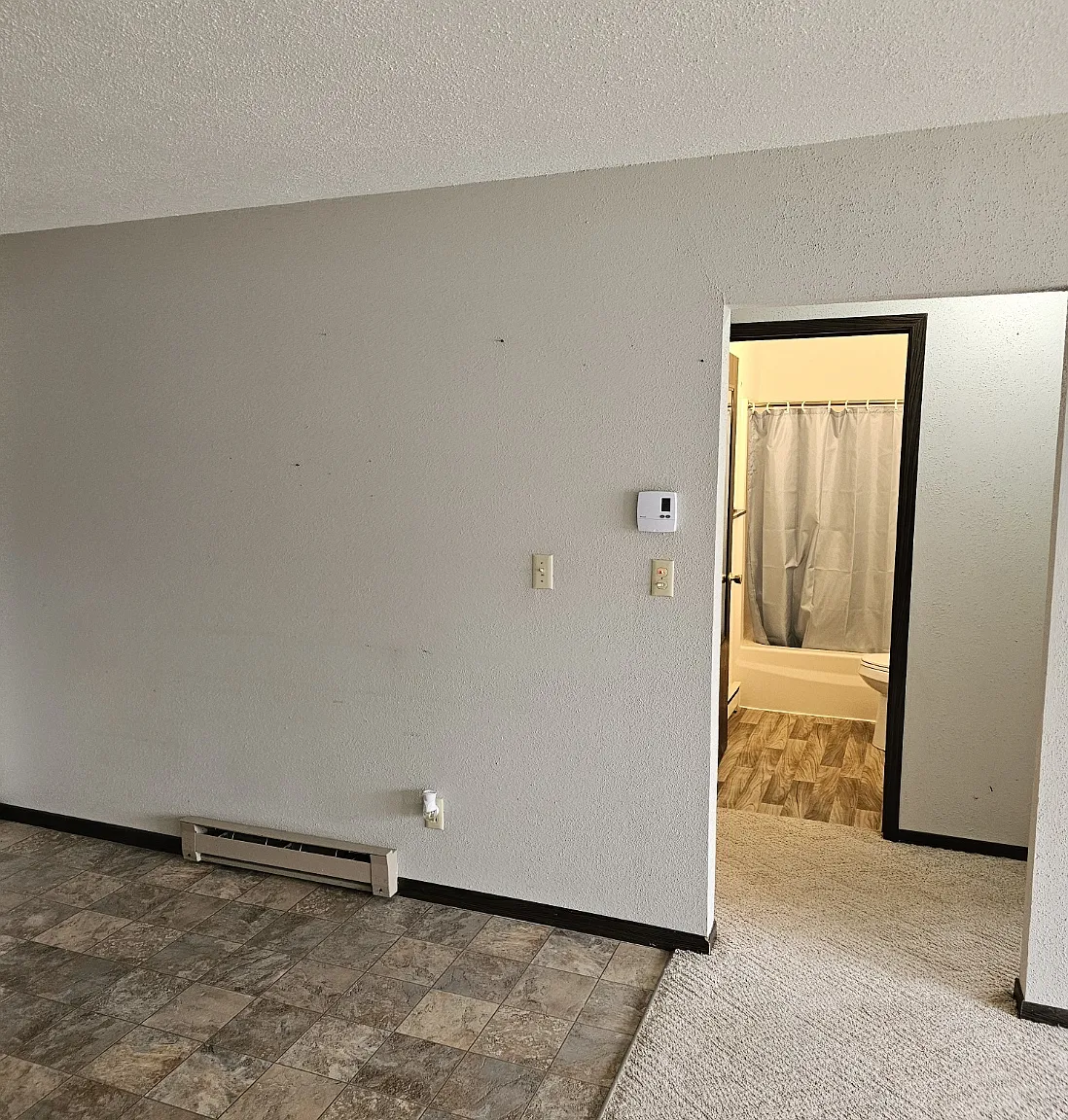 Edmore Apts — Photo 2