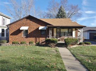 922 Main St, Pella, IA 50219