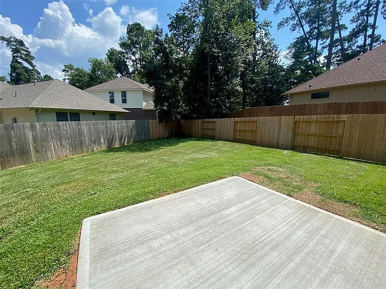 13443 Greenbrier Dr — Photo 19