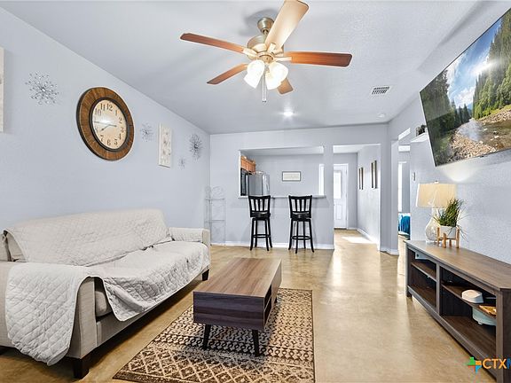4th image of 2813 Leroy Cir