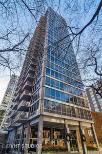 339 W Barry Ave APT 26B, Chicago, IL, 60657