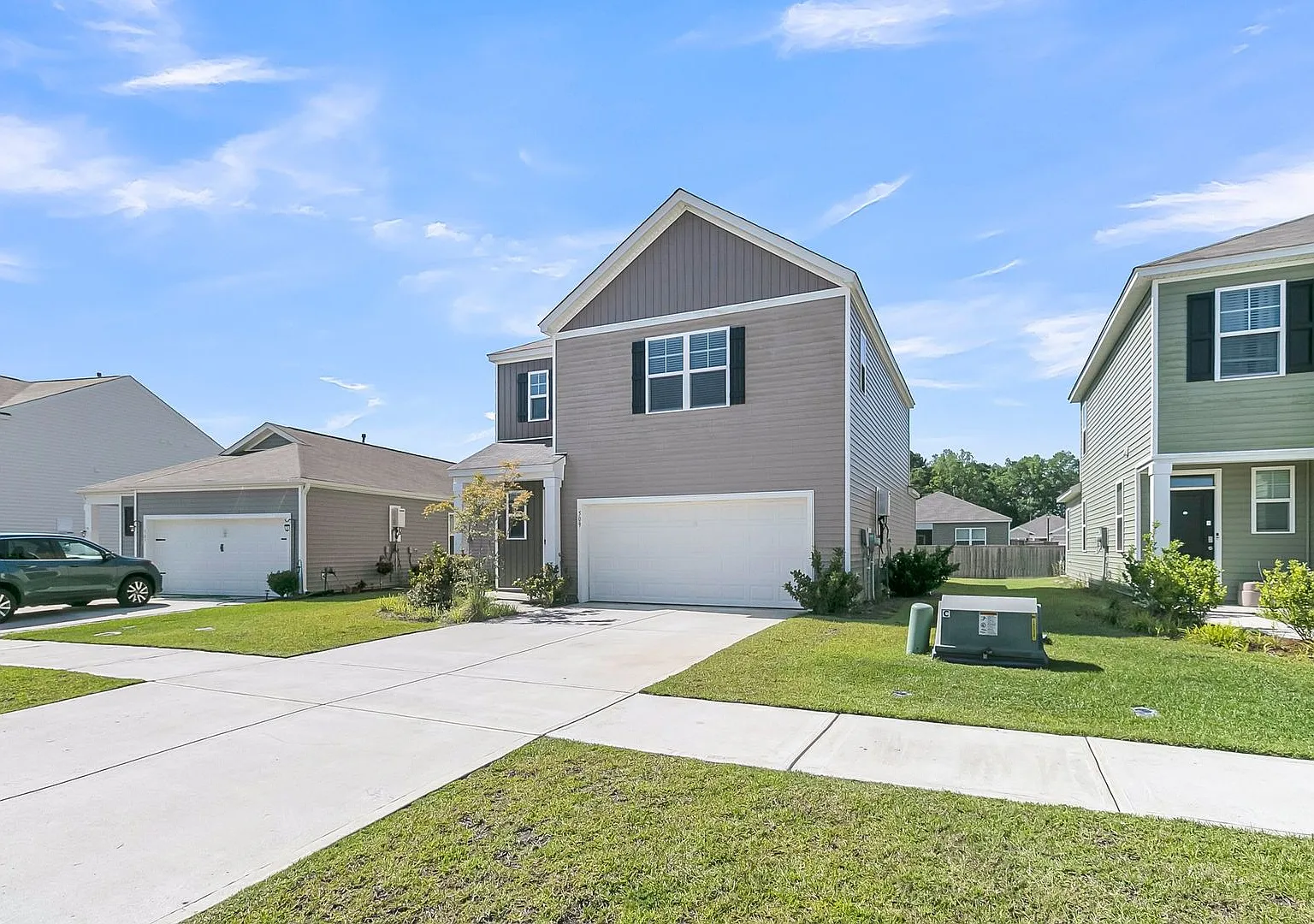 3 bedroom, 2.5 bathroom in Pine Hills of Cane Bay-Summerville — Photo 2