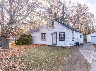1521 Riblet St, Muskegon, MI 49445