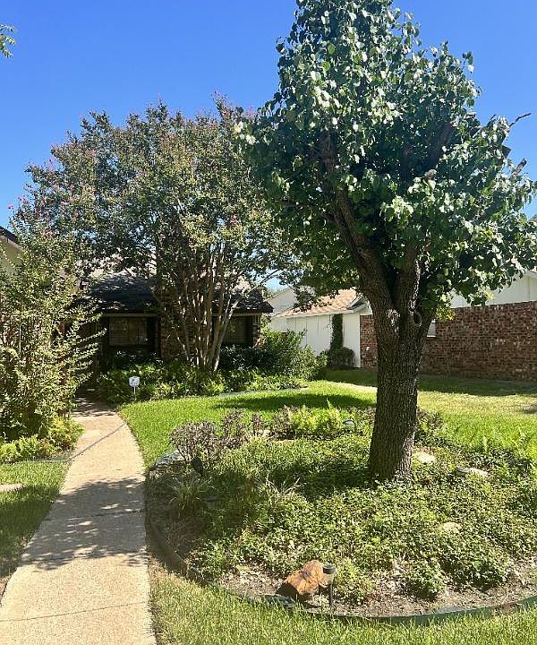 1st image of 5126 Barcelona Dr