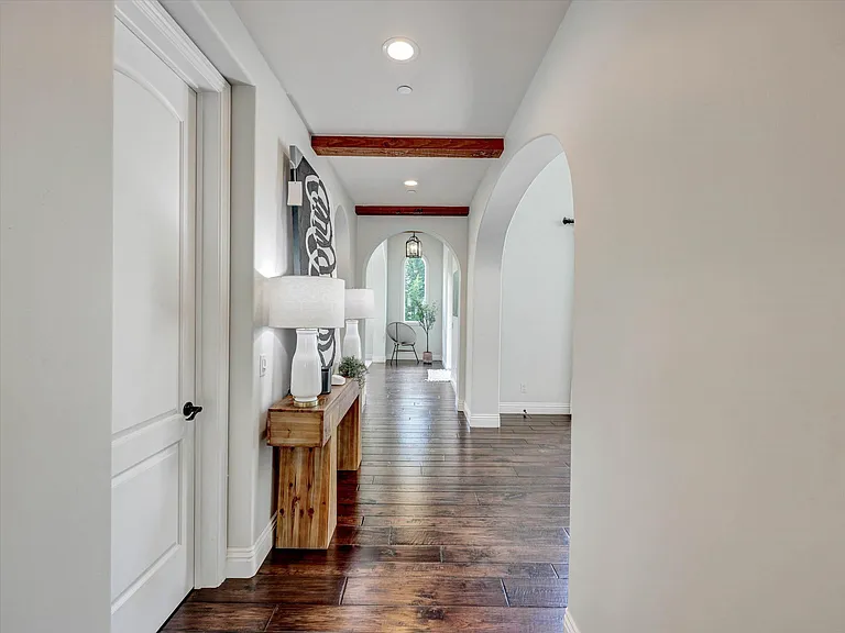 2932 Lone Jack Rd — Photo 16