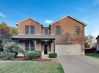 9648 Hathman Ln, Fort Worth, TX 76244