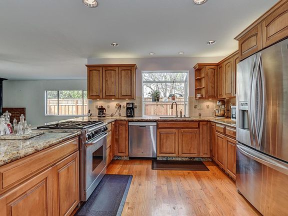 5th image of 6217 Lillian Way