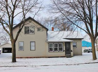 922 S 5th Ave, Wausau, WI 54401
