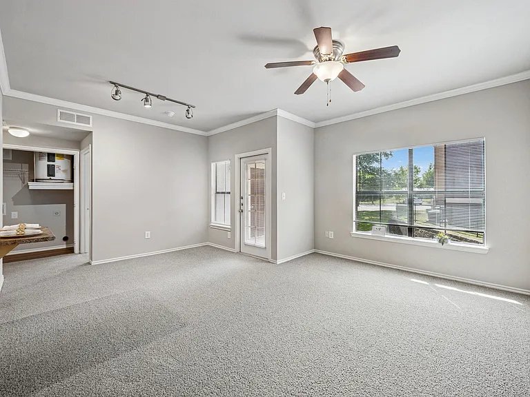 The Residences Of Holland Lake — Photo 2
