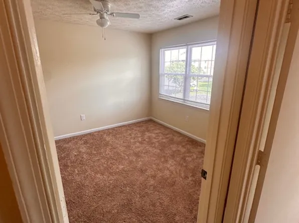 97 Cape Dorey Dr, Hampton, VA 23666