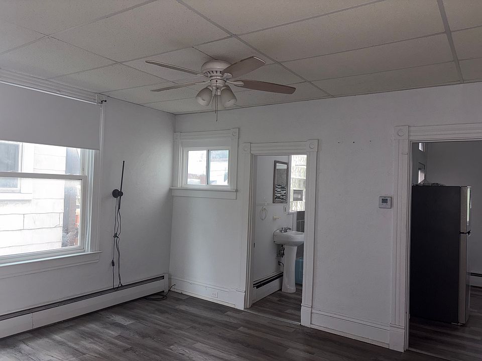 1st image of 108 Fisk Ave Floor 1