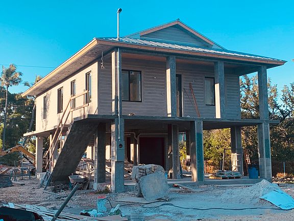 5th image of 194 Ocean Shores Dr