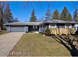 708 2nd Ave, Zumbrota, MN 55992