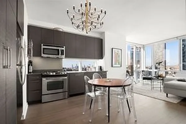 Rented by Bozzuto Management | media 27