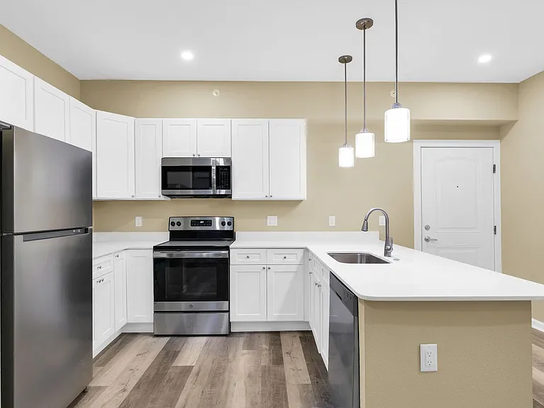 Copper View Apartments — Photo 37