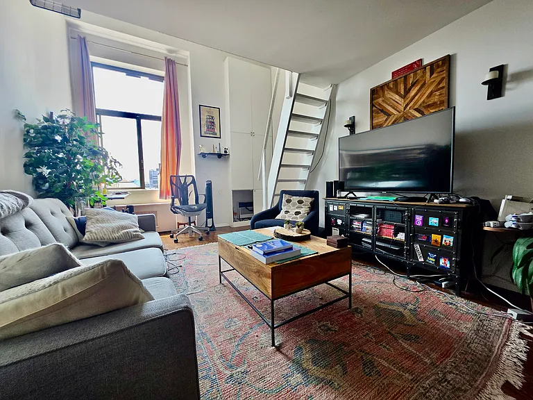 310 E 23rd St #12C — Photo 4
