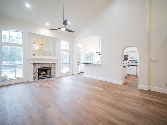 4th image of 4505 Creekside Dr