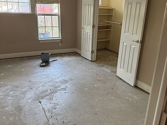 3rd image of 3021 SW 63rd St