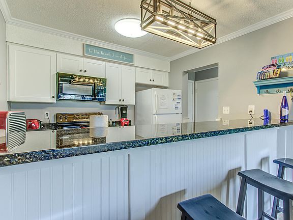 5th image of 2250 Scenic Gulf Dr #102B