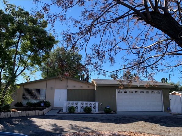 North Hills Real Estate North Hills Los Angeles Homes For Sale Zillow