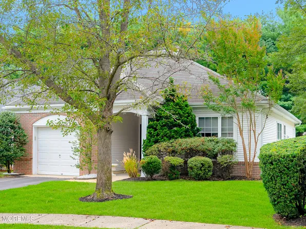 12 Lilac Springs Court, Lakewood, NJ 08701