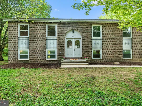 195 College Cir, Lincoln University, PA 19352