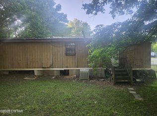 1010 Calhoun St, Humboldt, TN 38343
