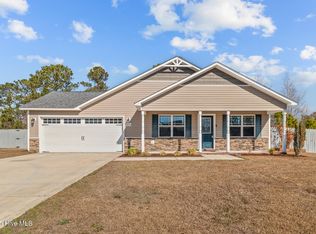 600 Great Harbor Ct, Sneads Ferry, NC 28460