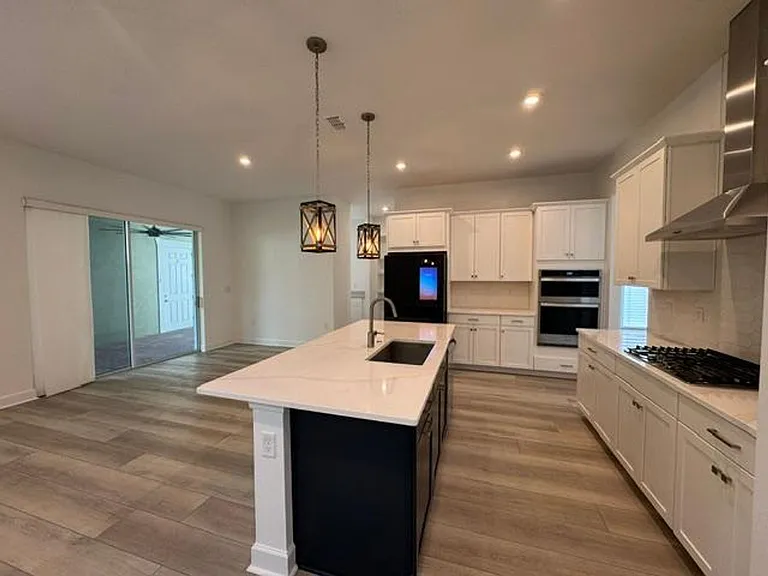 7573 Estuary Lake Loop — Photo 10