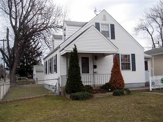 1st image of 145 Midland Ave