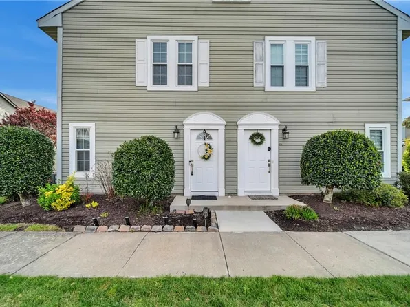 105 Seaside Ln, Virginia Beach, VA 23462