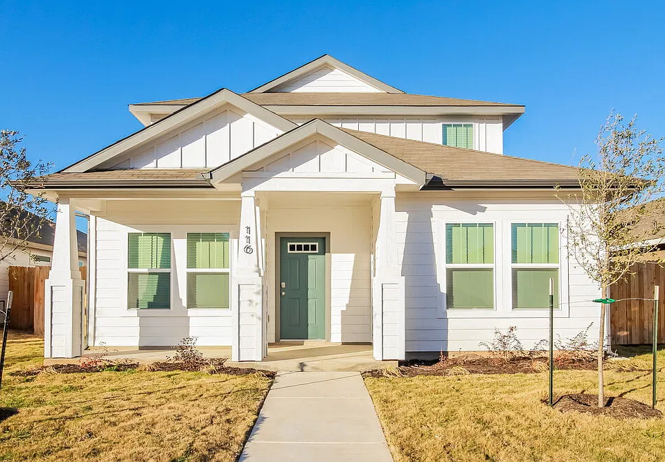 116 Oakdale Meadows Ln