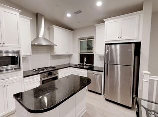 155 Rose Arch, Irvine, CA 92620