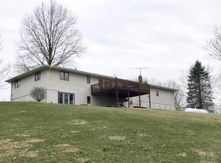 29306 245th St, Bonaparte, IA 52620