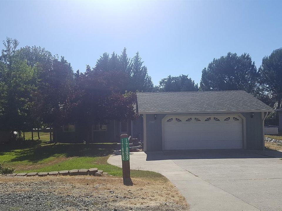 1st image of 17888 Lake Forest Dr