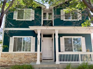 735 Summer Hawk Dr, Longmont, CO 80504