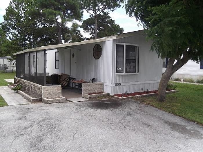 1st image of 370 Kumquat Ln