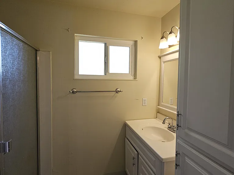 1818 Magnolia Pl — Photo 18