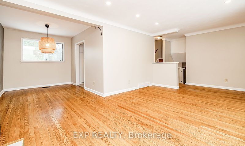 Ottawa House for rent - 3 Bedrooms — photo 10