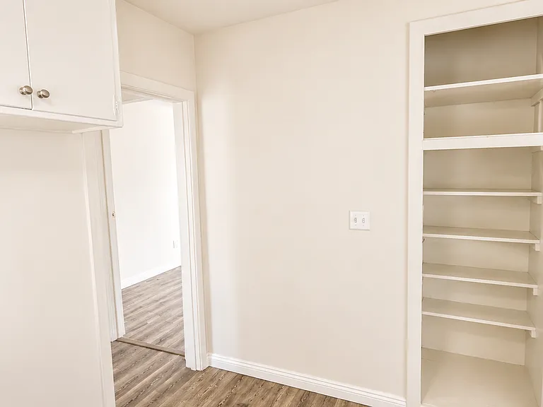 6327 Coldwater Canyon Ave #2 — Photo 5