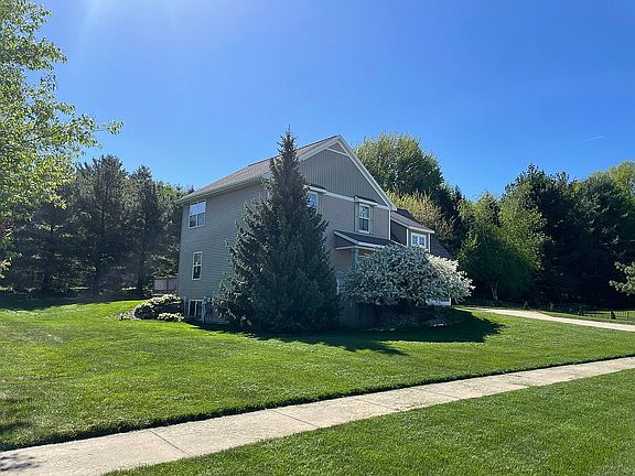 3rd image of 5464 Rozeveld Ct